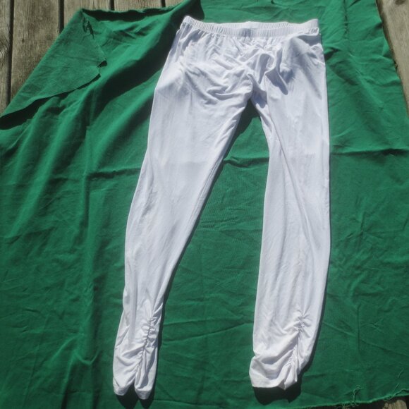 Brand New NWT White Leggings - Size Large. - Picture 1 of 11